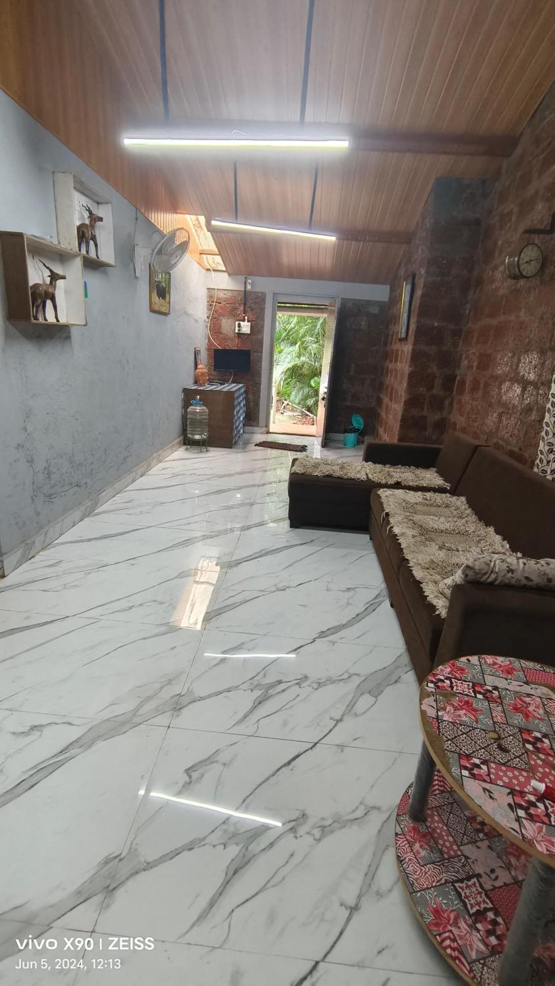 Annabella Resort, Guest House Khakurla エクステリア 写真